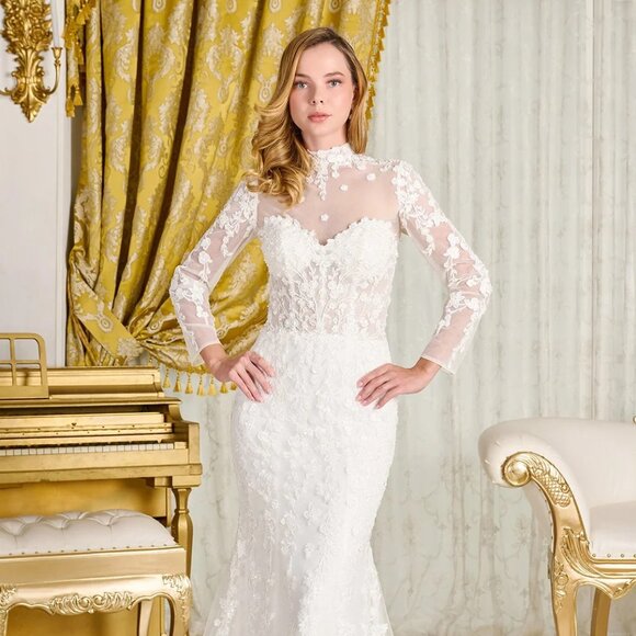 New Off White Bridal Gown w/ Delicate Floral Embroidery & Removable Top GL3830 - Picture 13 of 17